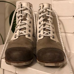 Cream and tan/olive Sorel Wedges size 8